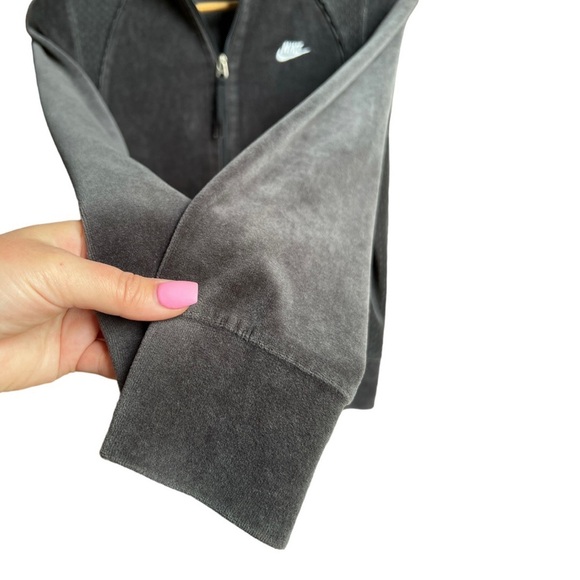 Nike Women's Gray Jacket - Picture 4 of 12